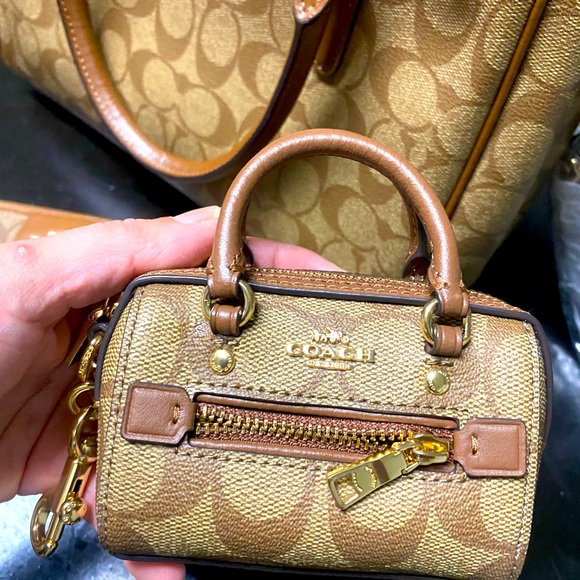 Coach Purse Set (Authentic) - Picture 4 of 5